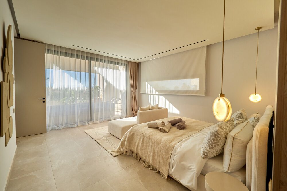Suite avec lit double et suspensions