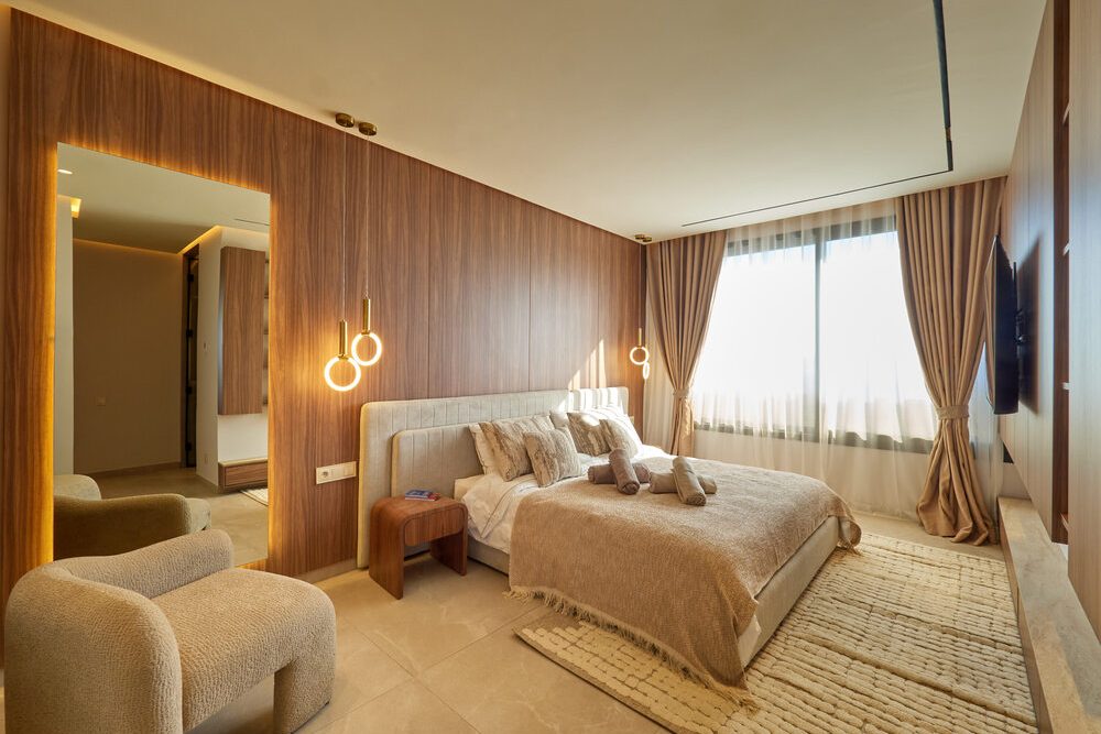 Suite aux boiseries chaleureuses