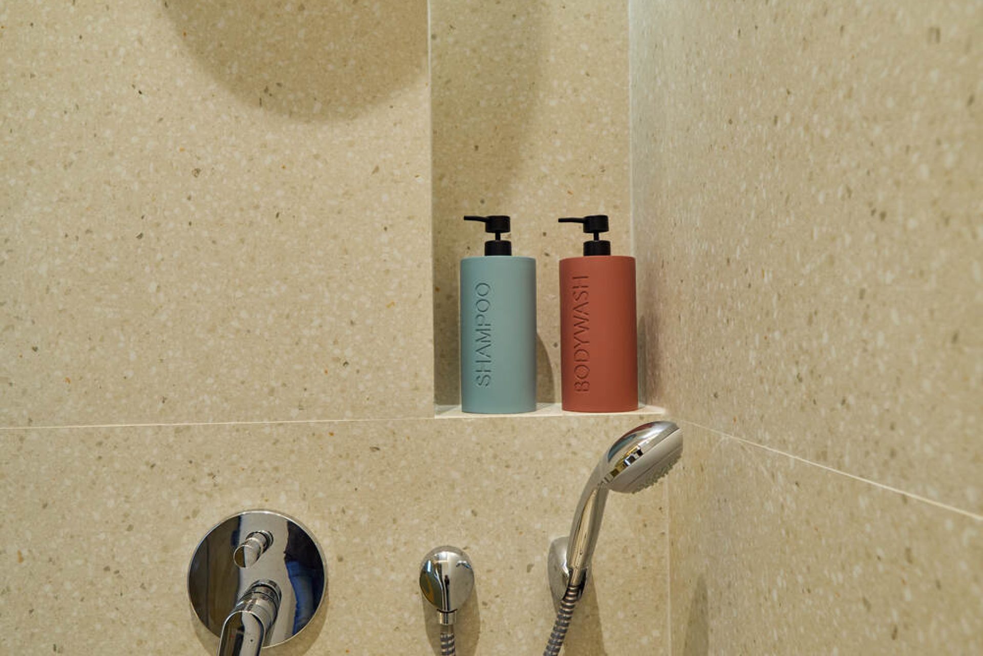Produits d'accueil dans la douche