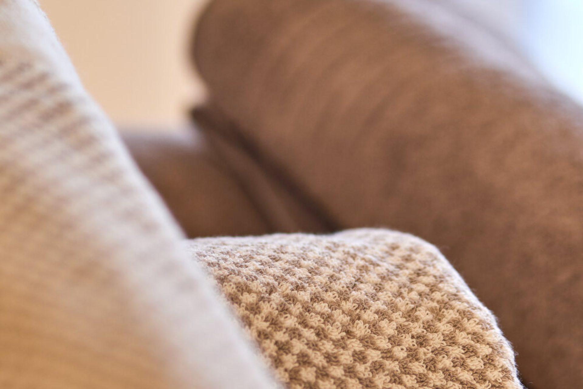 Détail du linge de lit tissé